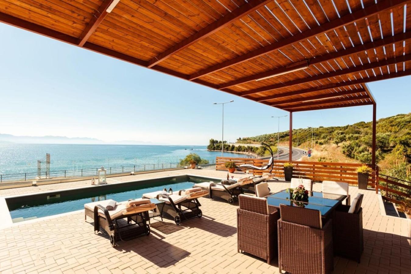 Seaside Summer Bliss - Aurora Luxury Pool Paradise Петалидион Экстерьер фото